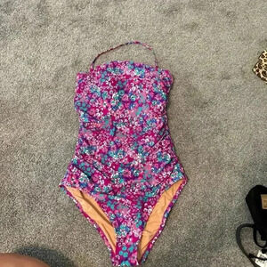 NWT J. Crew Ruched Floral Pink Bandeau Swimsuit Size Medium